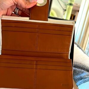 Coach White Leather Wallet Turn Lock with Brown Stitching Bifold